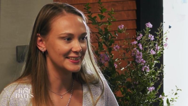 Celina sucht Mann oder Frau
