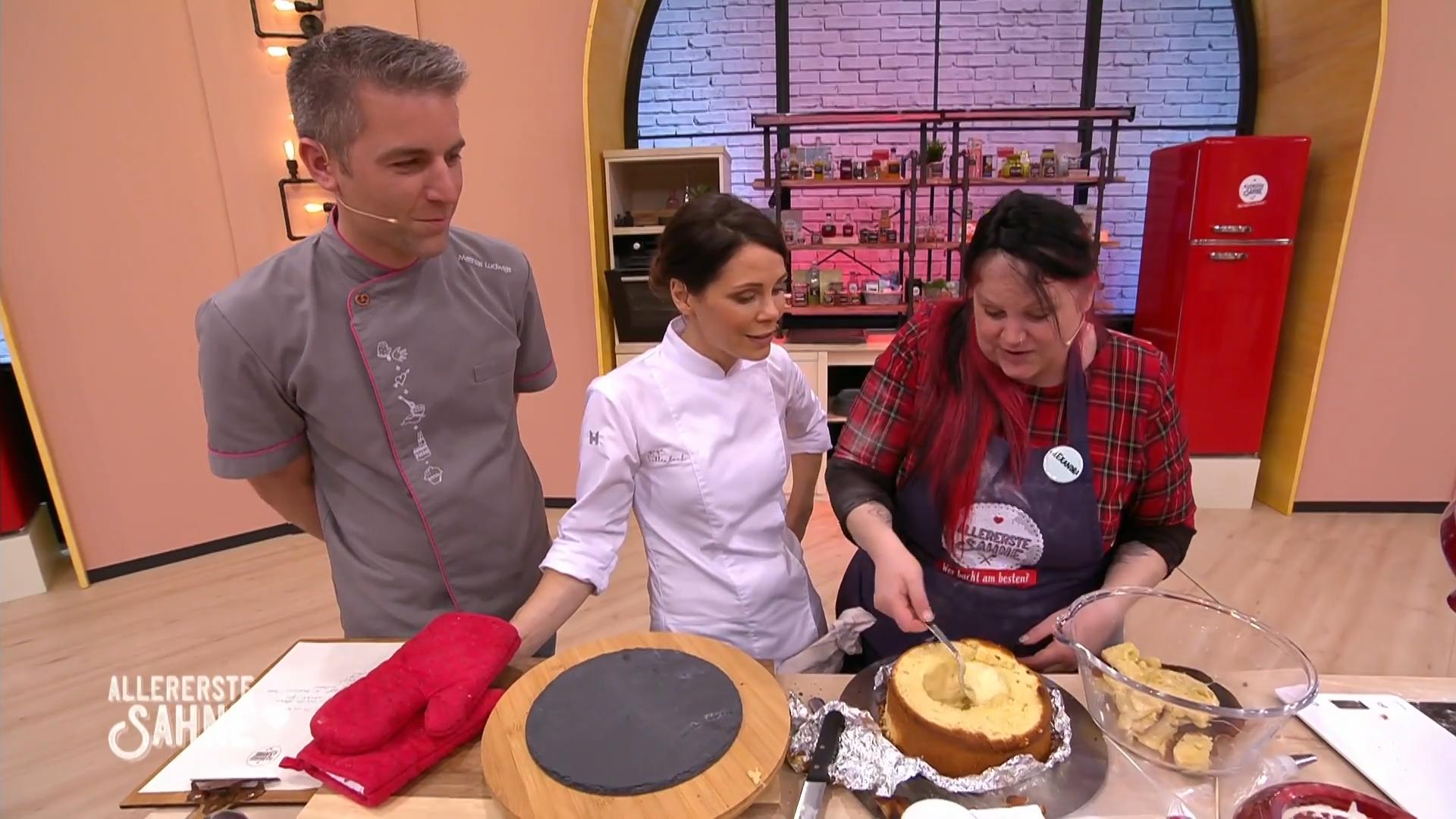Alexandra macht Käsefondue