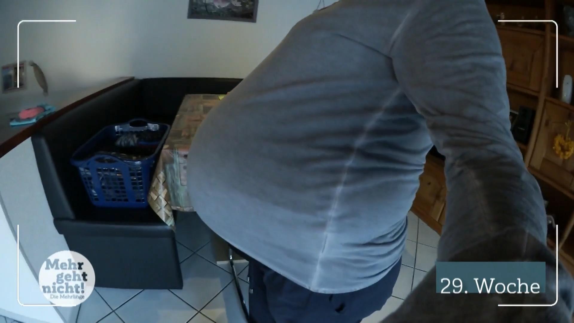 Lorena beginnt ein Videotagebuch