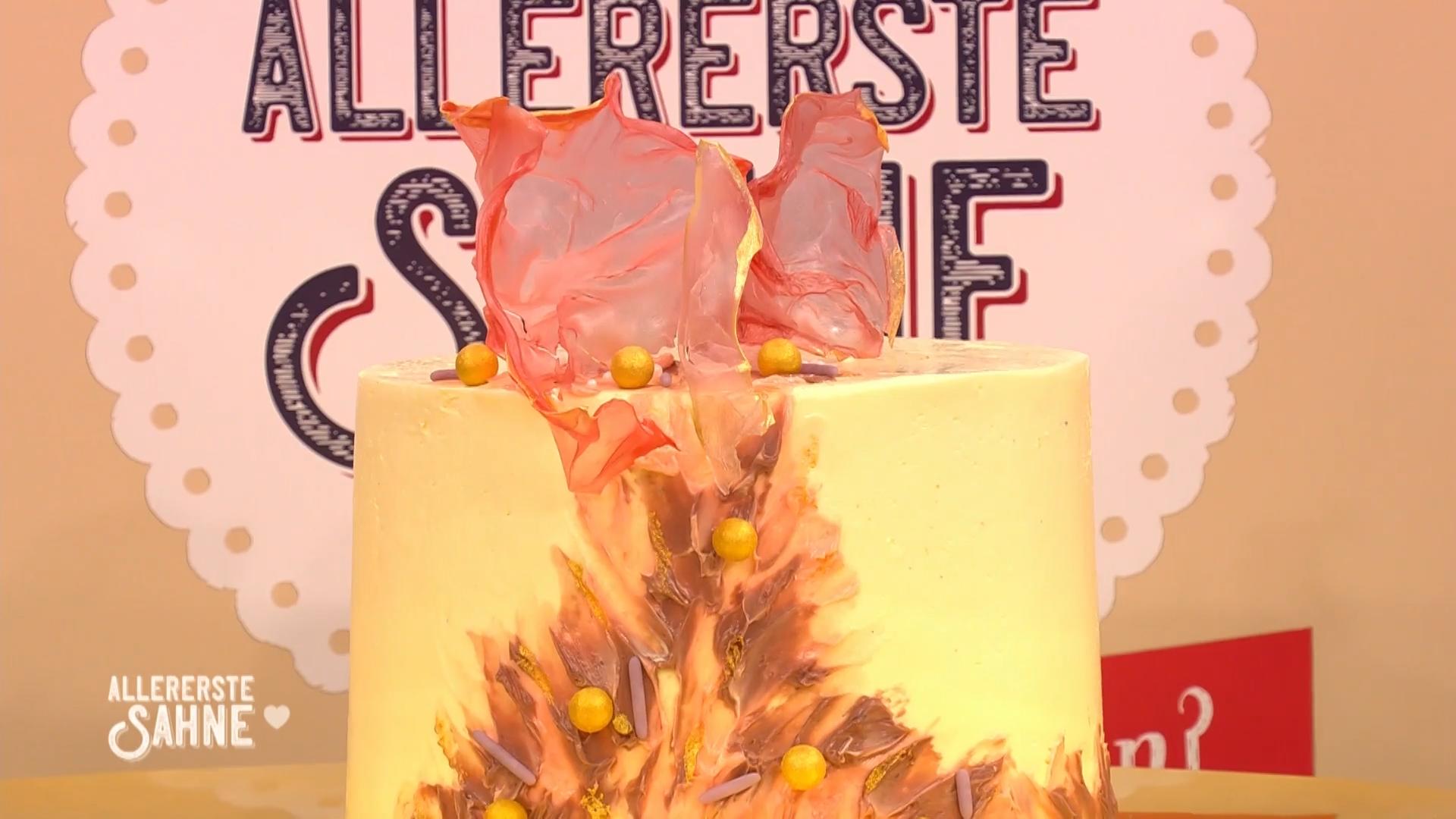 Allererste Sahne: Diese Torte aus Schoko-Nuss ist ein Muss