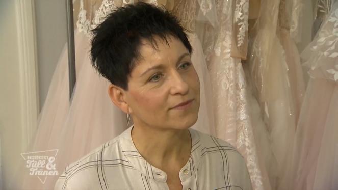 Die Braut hatte mehr Ehemänner als Brautkleider