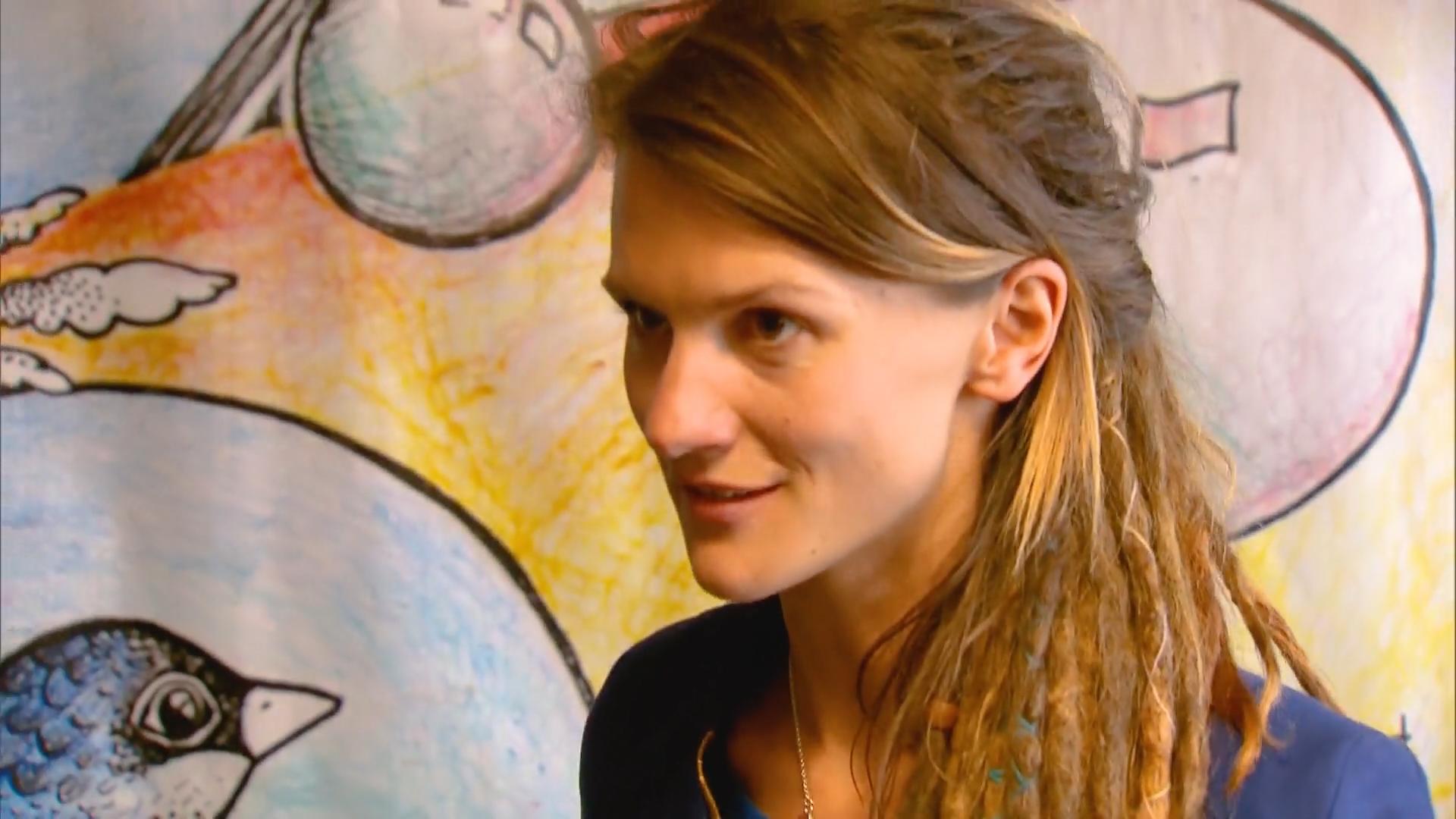 Sängerin Ronja Maltzahn für Dreadlocks in der Kritik