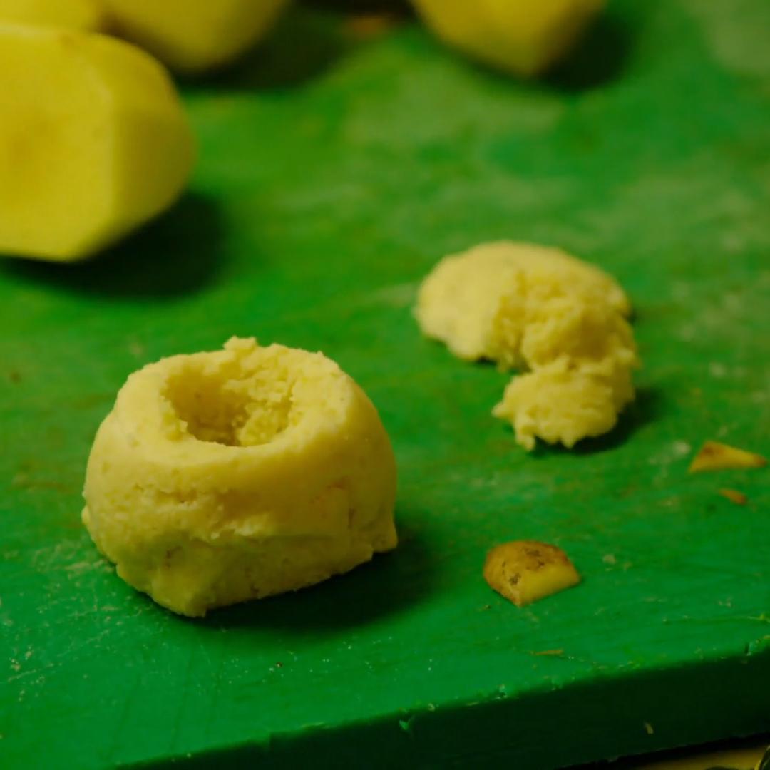 Mälzer muss die Knödel retten