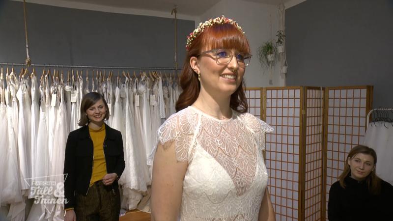 Der Zweiteiler lässt Sandra strahlen