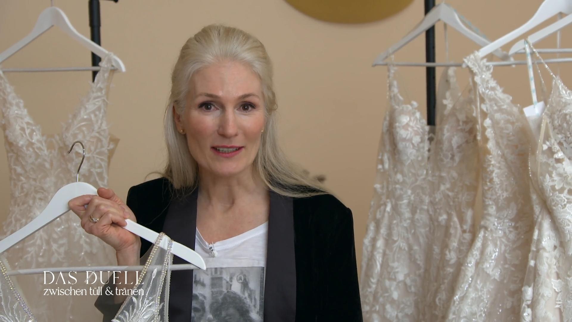 Mit diesem Kleid will sie Braut Bianca umstimmen