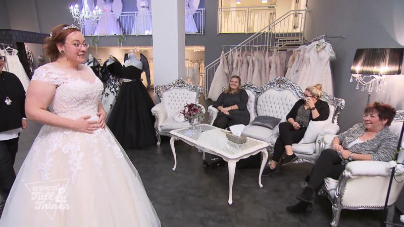 Dieses Kleid ruft Emotionen hervor - bei allen!