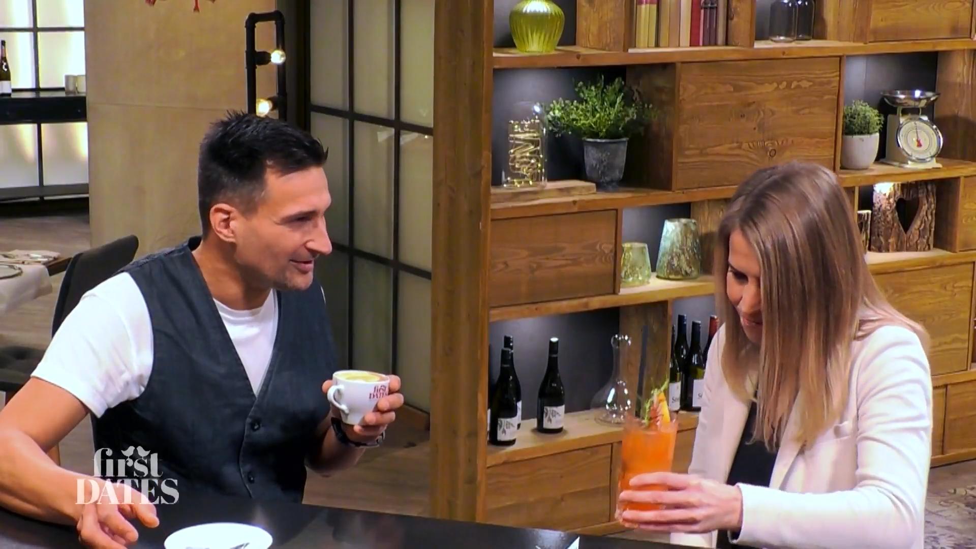 "In mir ist das Bedürfnis da, sie kennenzulernen" "In mir ist das Bedürfnis da, sie kennenzulernen"