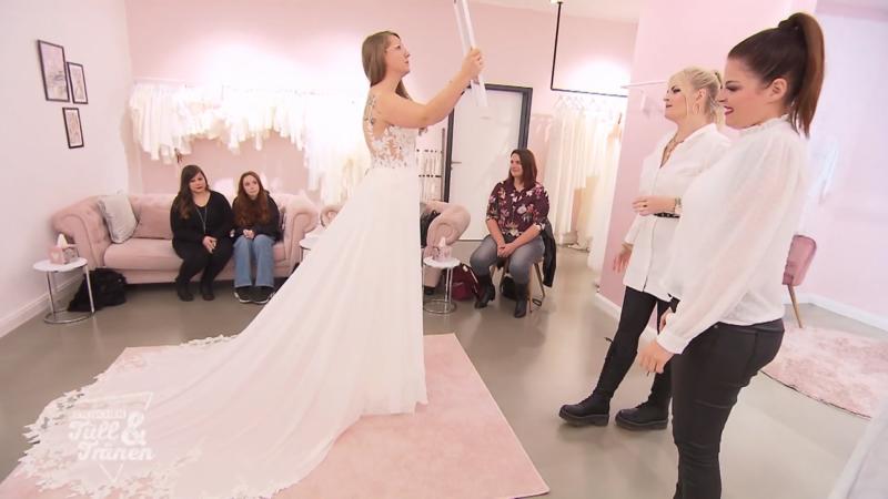 Schon das zweite Kleid ist perfekt