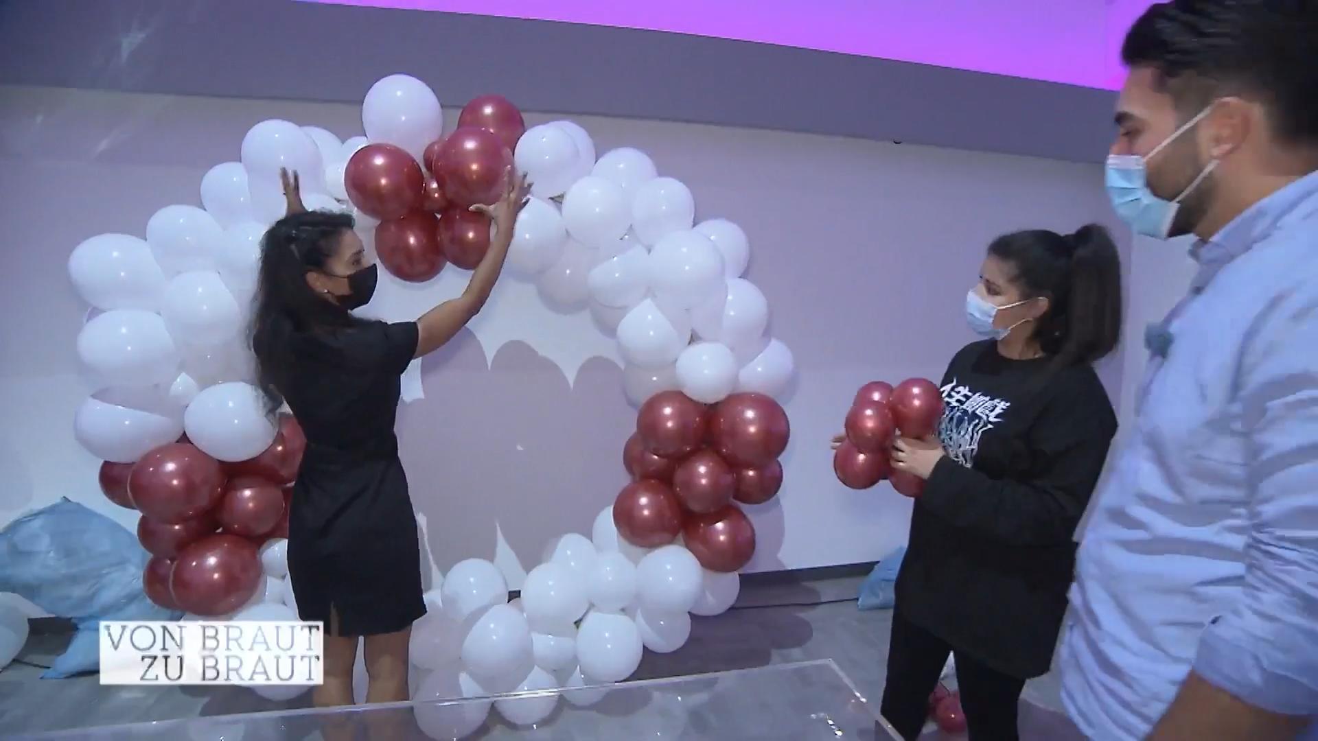 Gefeiert wird mit vielen Menschen