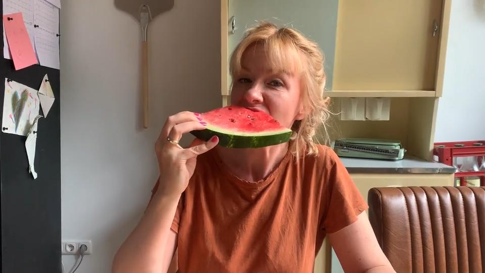 Reporterin testet Wassermelonen-Diät
