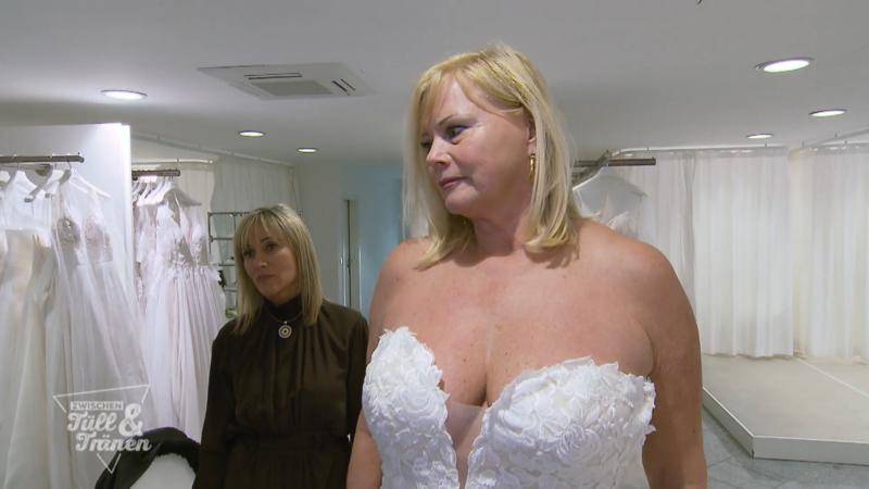 Irene probiert sich durch