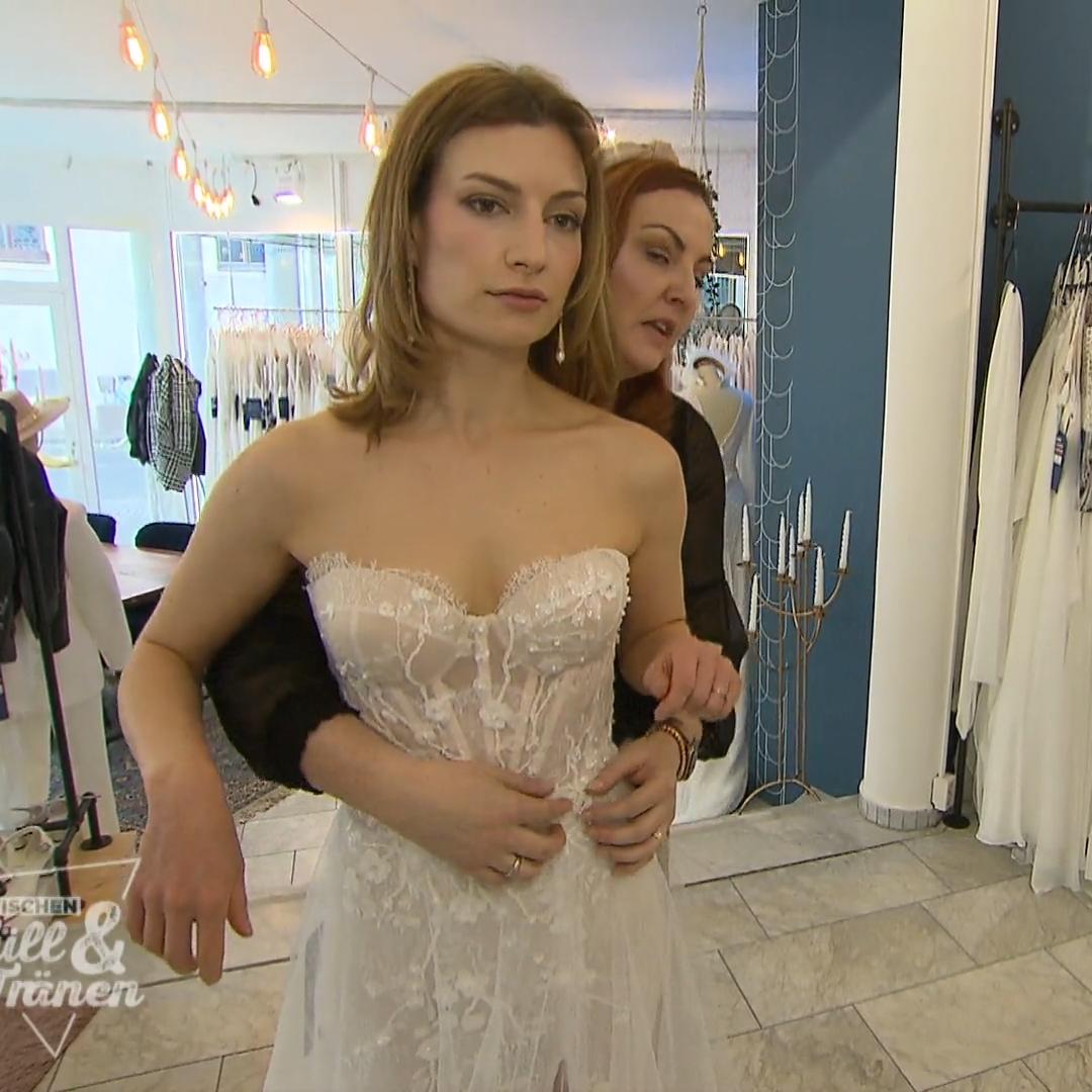 Michelle ist die Einzige, die sich nicht schön findet