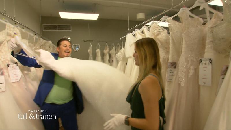 Die Latte beim Hochzeitskleid liegt verdammt hoch