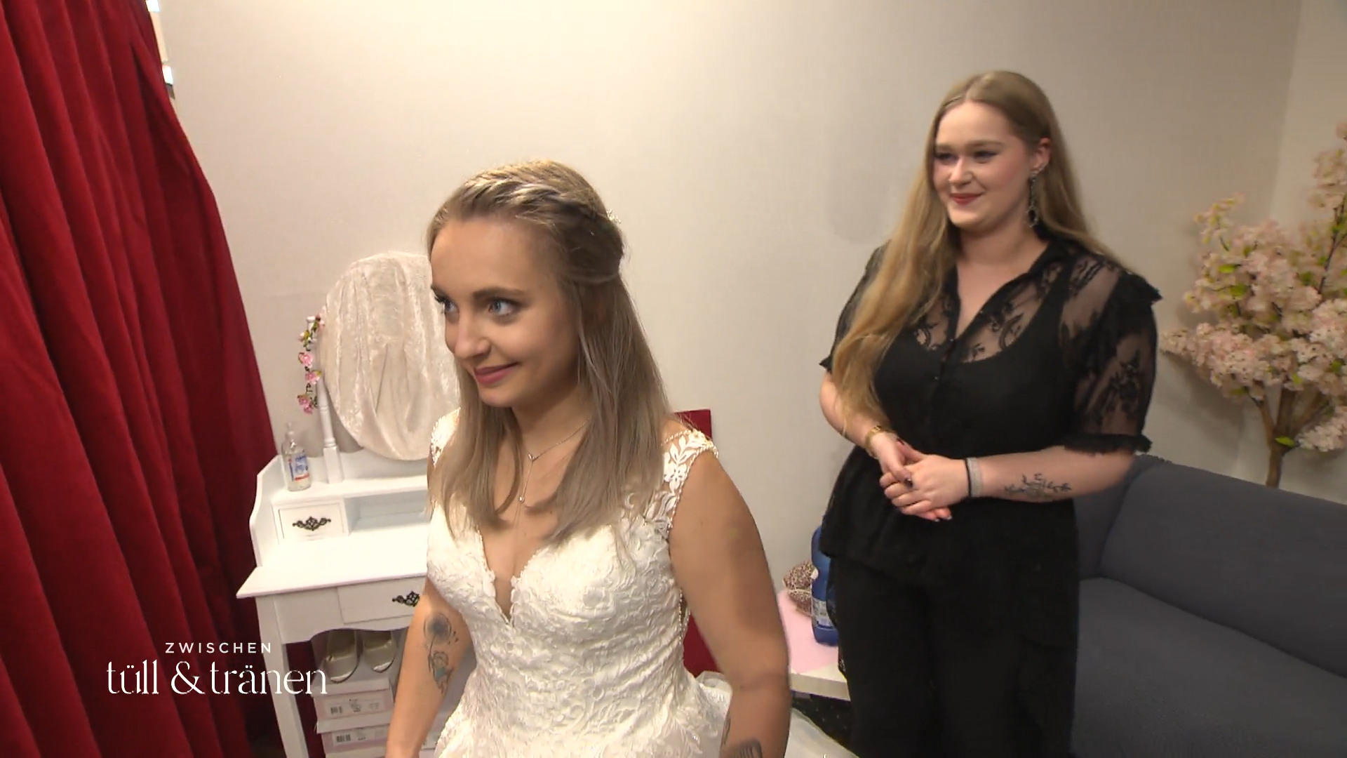 Wie fühlt sich Braut Vanessa in den Kleidern?