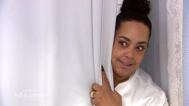 In diesem Outfit lässt sich Larissa ganz bestimmt nicht sehen