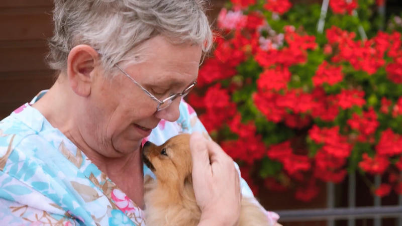 Tula soll Brigitte aus der Einsamkeit befreien