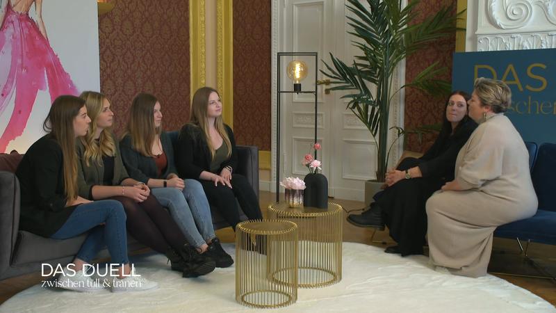 Die Profis wollen Corinna überzeugen