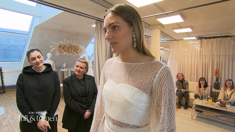 Milena versucht es mit Zweiteilern