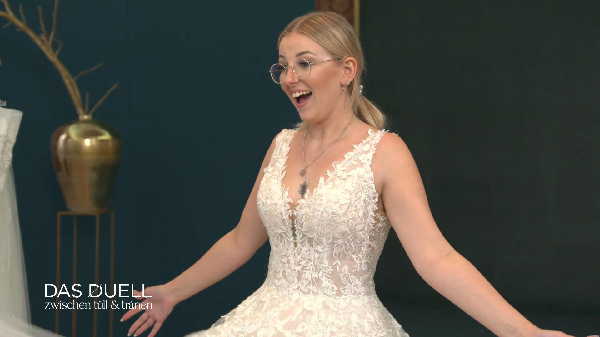 Jowita hat das perfekte Kleid für Janina