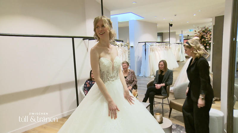 Ein echtes Prinzessinnengefühl beim ersten Kleid