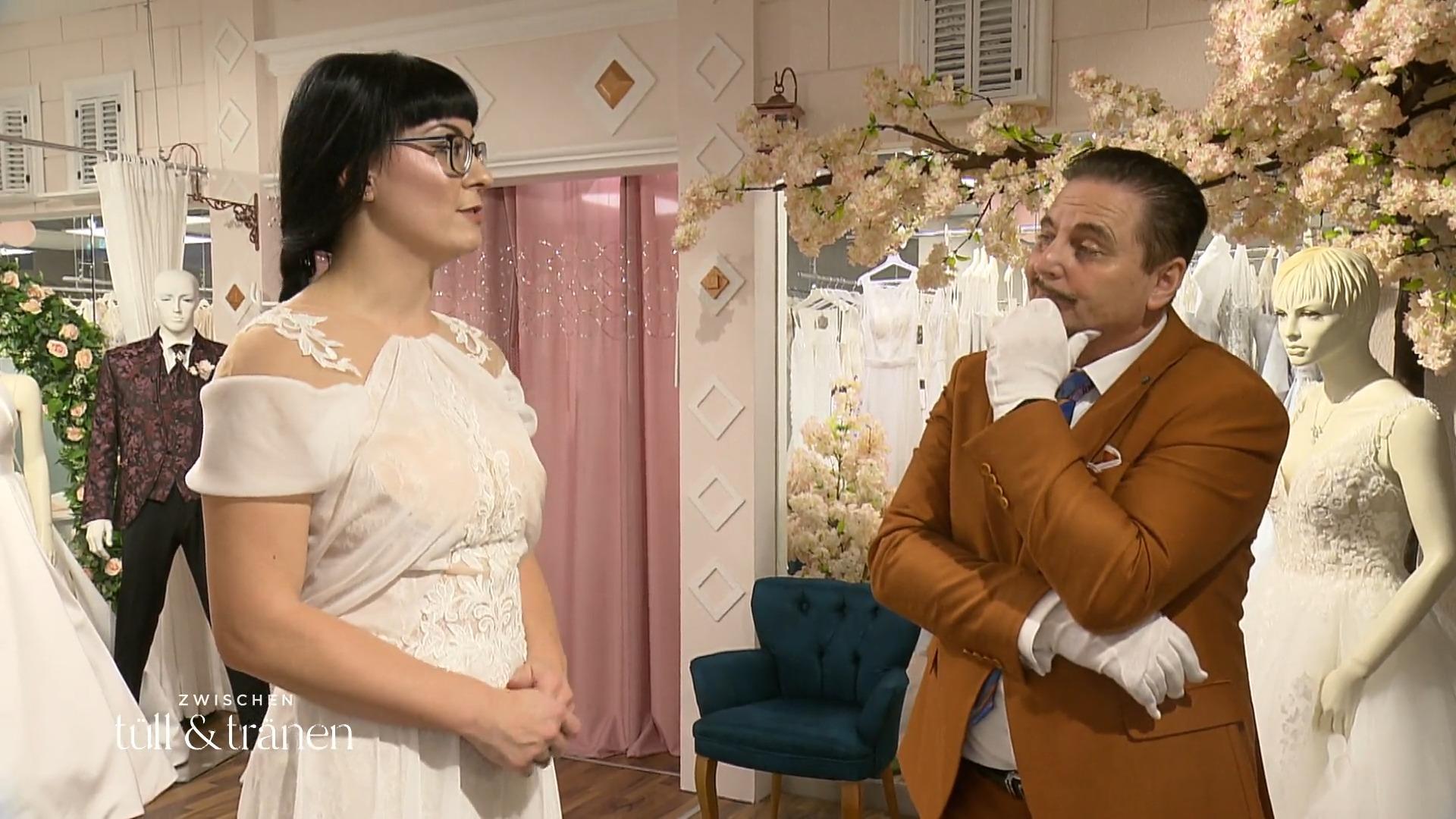 Plötzlich soll es doch ein klassisches Brautkleid sein