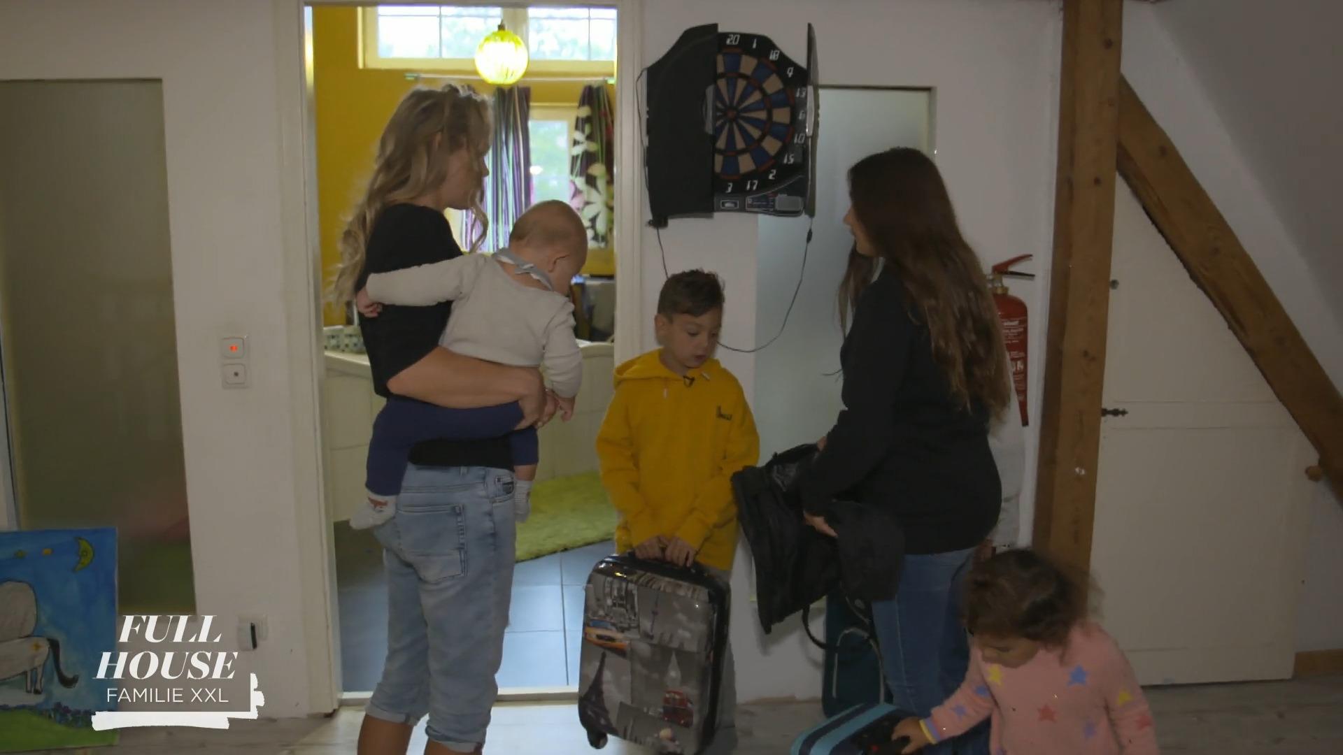 Familie Kojaj tauscht ihr Haus gegen einen Van