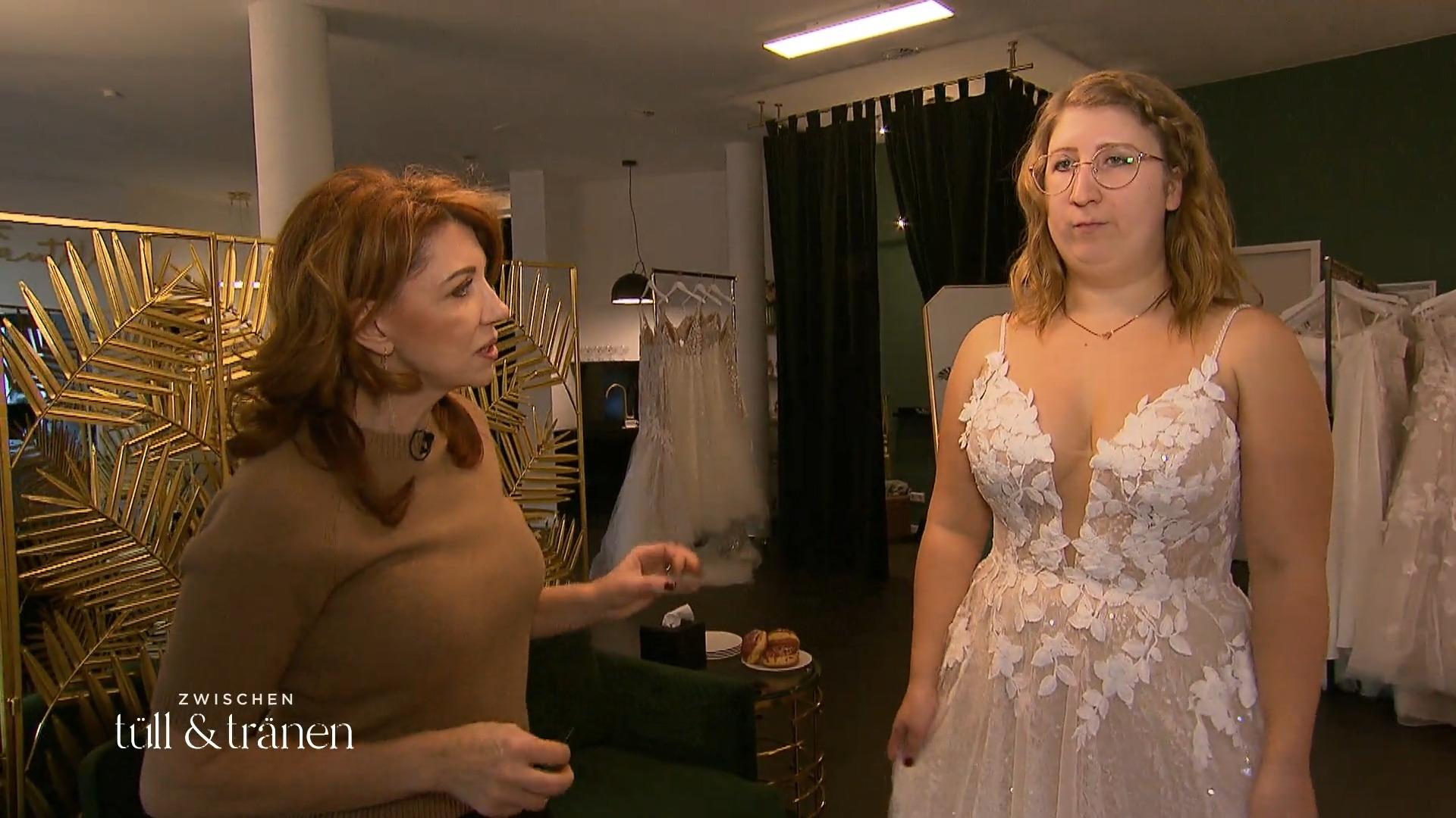 Anprobe bei Braut Janine