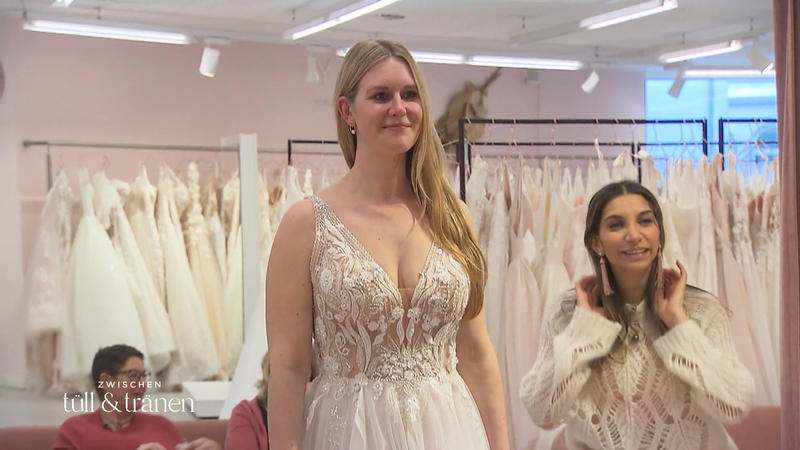 Eine A-Linie mit viel Bling Bling