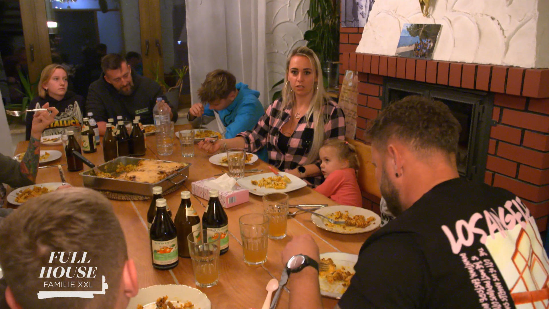 Familie Kusche lebt vorübergehend in einer "XXL-WG"