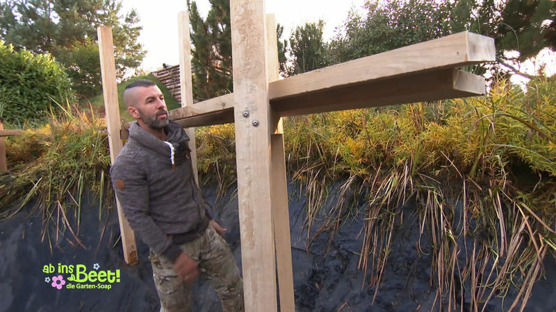 Die Bohlen für die neue Geisterbrücke passen nicht