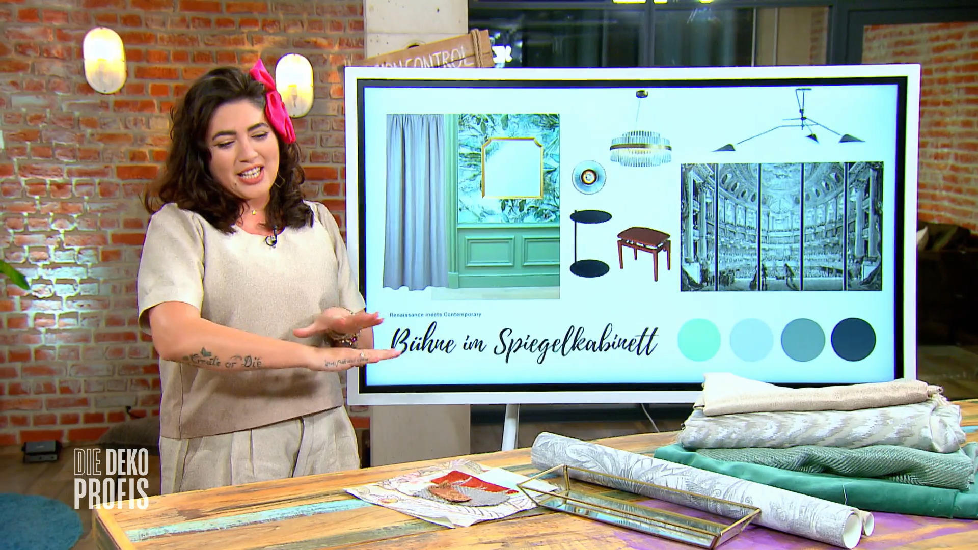 "Bühne frei im Spiegelkabinett"