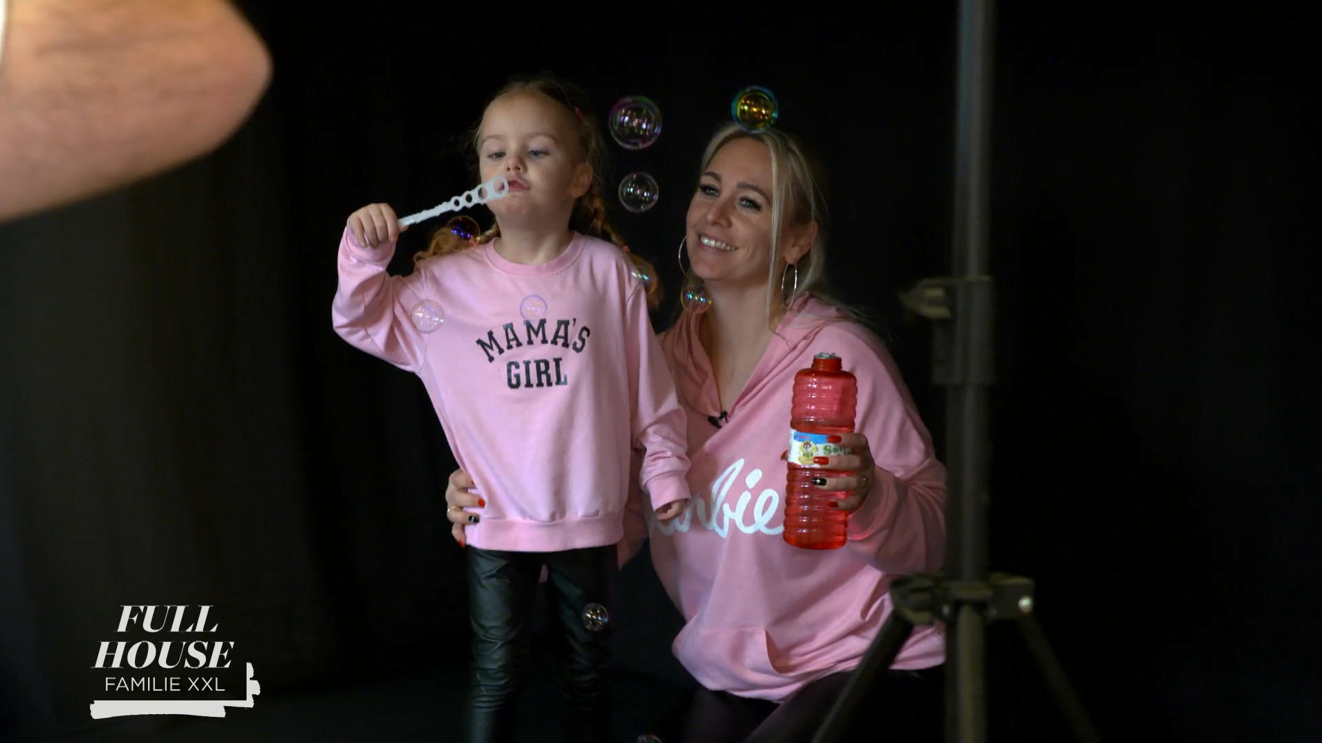 Peggy - Fotoshooting mit der kleinen Tochter