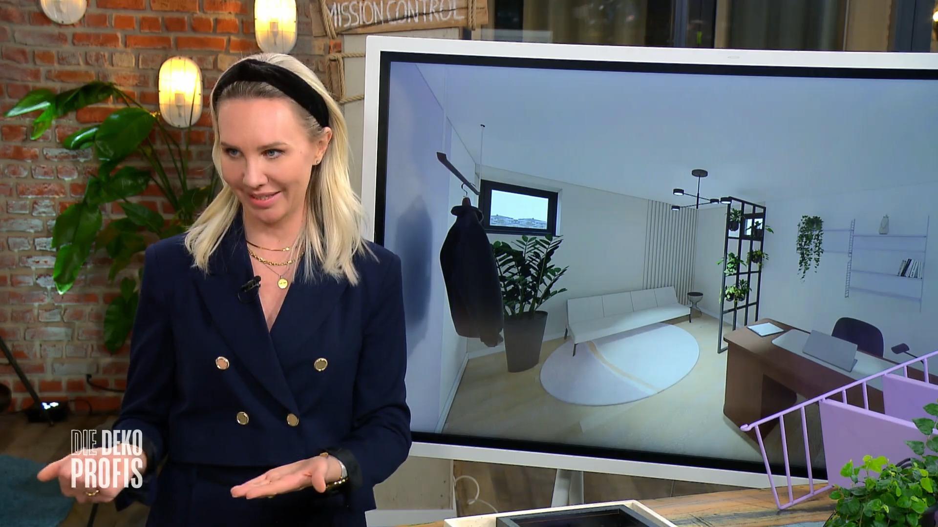 Christin sieht Isas Büro im Loft-Stil