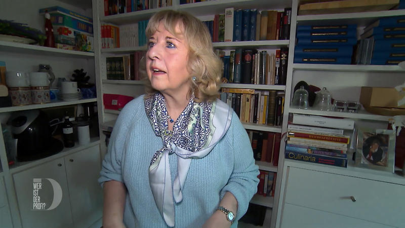 Daniela sammelt Kochbücher