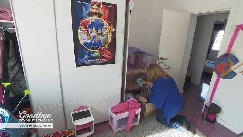 Maren packt ihre Sachen