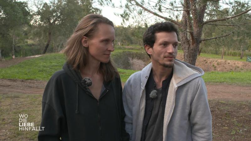 Jadu und Imogen besichigen das neue Grundstück