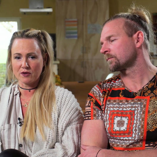 Sonne in Spanien? Monty bleibt lieber Feuerwehrmann!