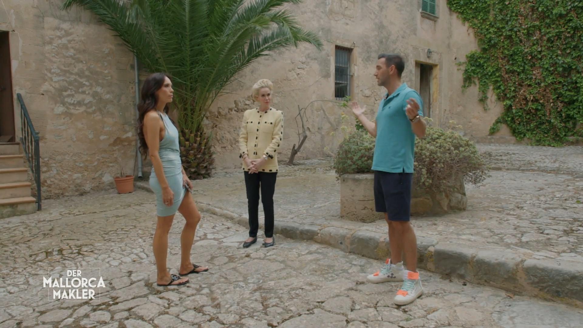 Marcel präsentiert eine alte Finka