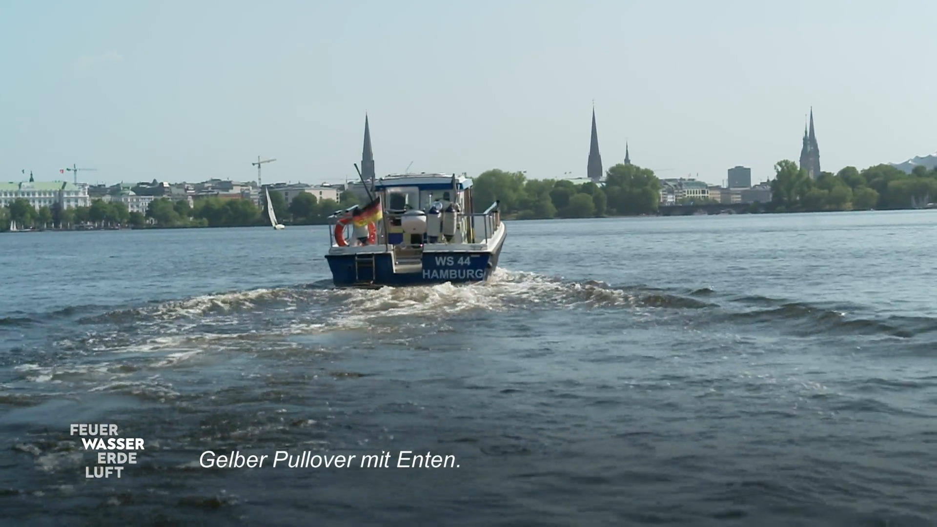 Eine Frau wird von der Wasserschutzpolizei gesucht