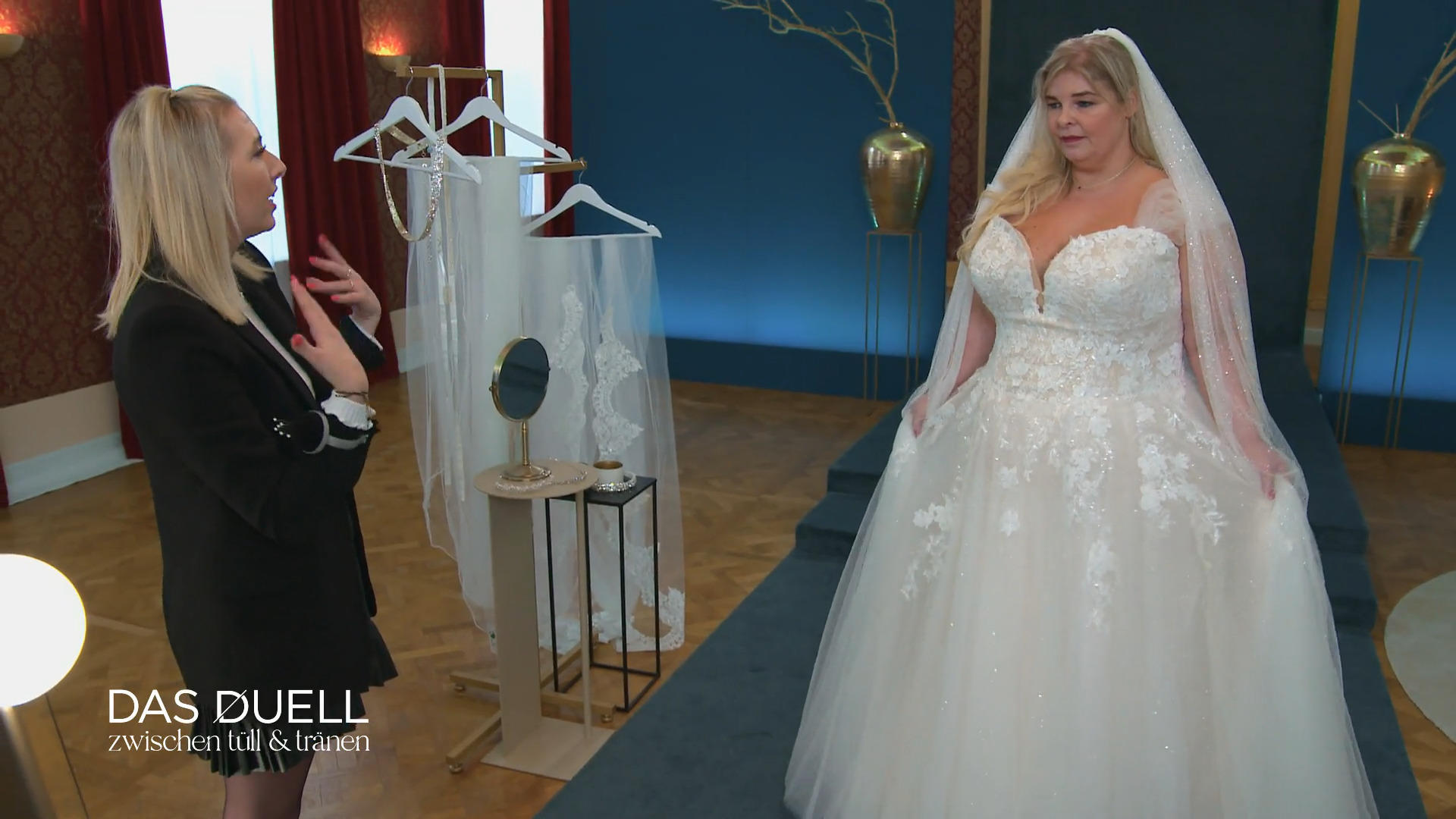 Stefanie liebt alle Kleider – muss sich aber entscheiden