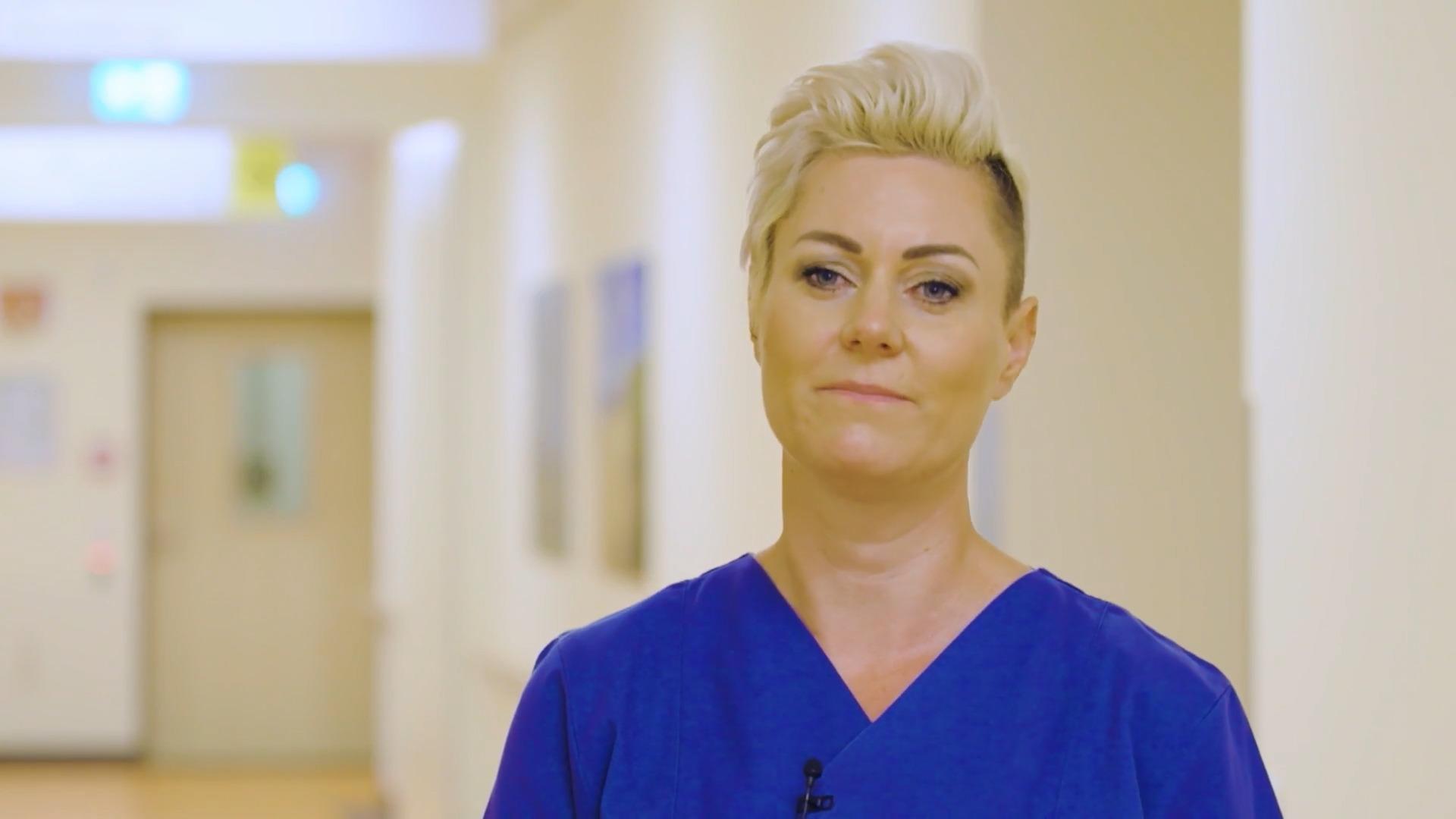 Doc Caro sorgt sich um einen jungen Witwer und 3-fach Vater
