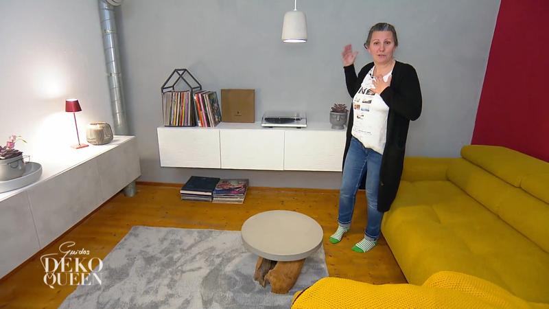 Sarahs Wohnzimmer ist nun minimalistischer