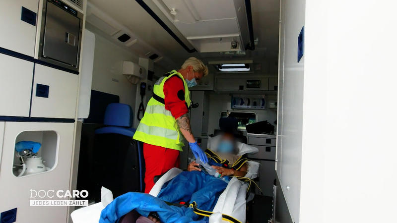 Erster Hubschrauberflug für 17-jährige Patientin