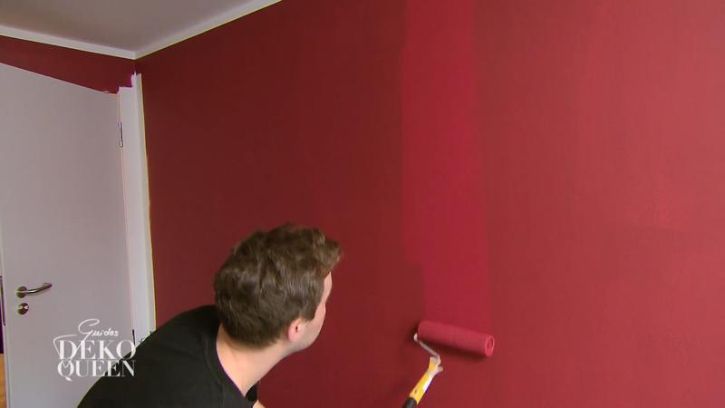 Mona kehrt vom Shoppen zurück – endlich wird dekoriert!
