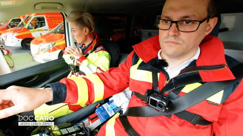 Ältere Dame mit Verdacht auf Herzinfarkt