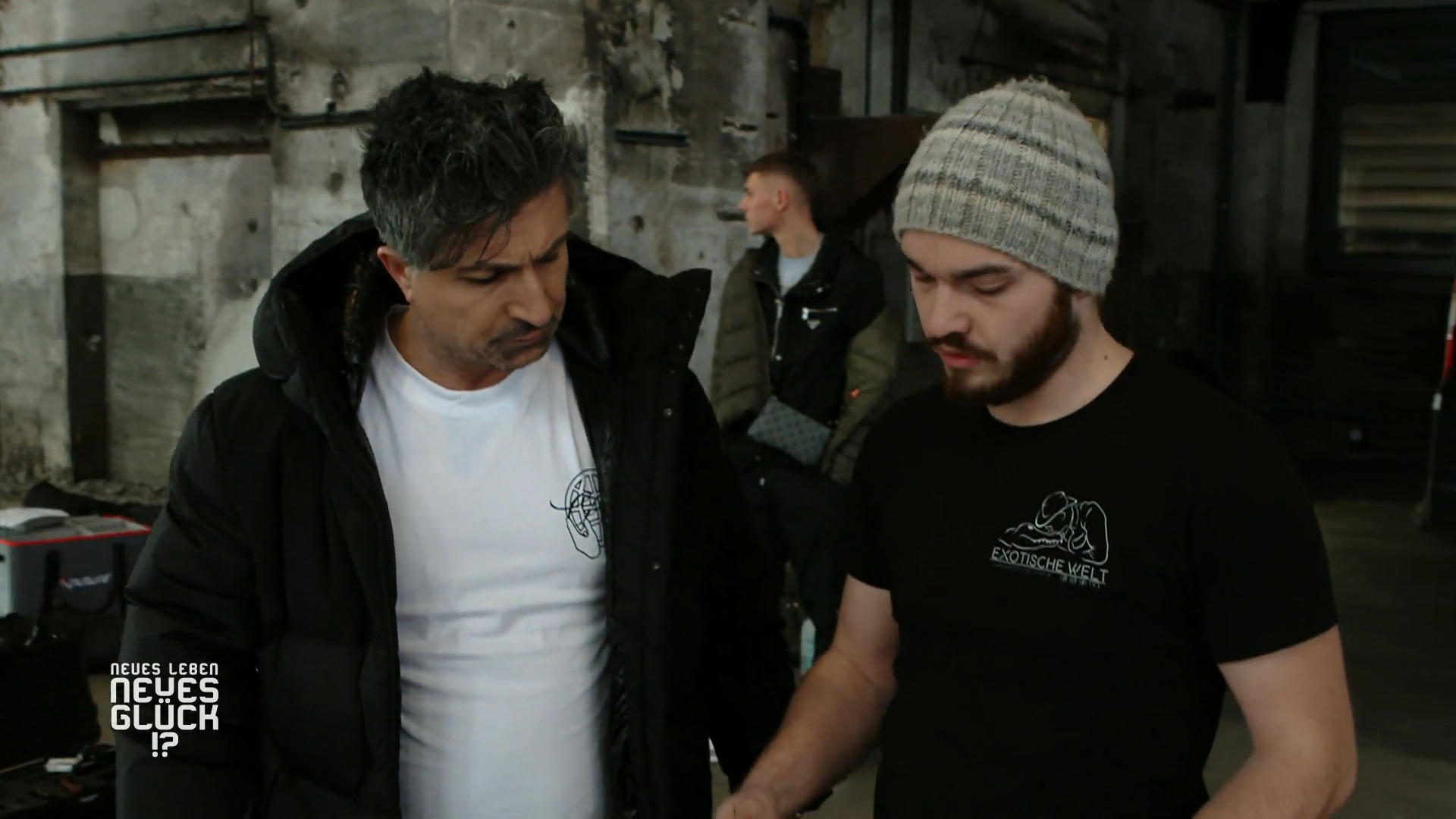 Chico hat eine Rolle in einem Musikvideo