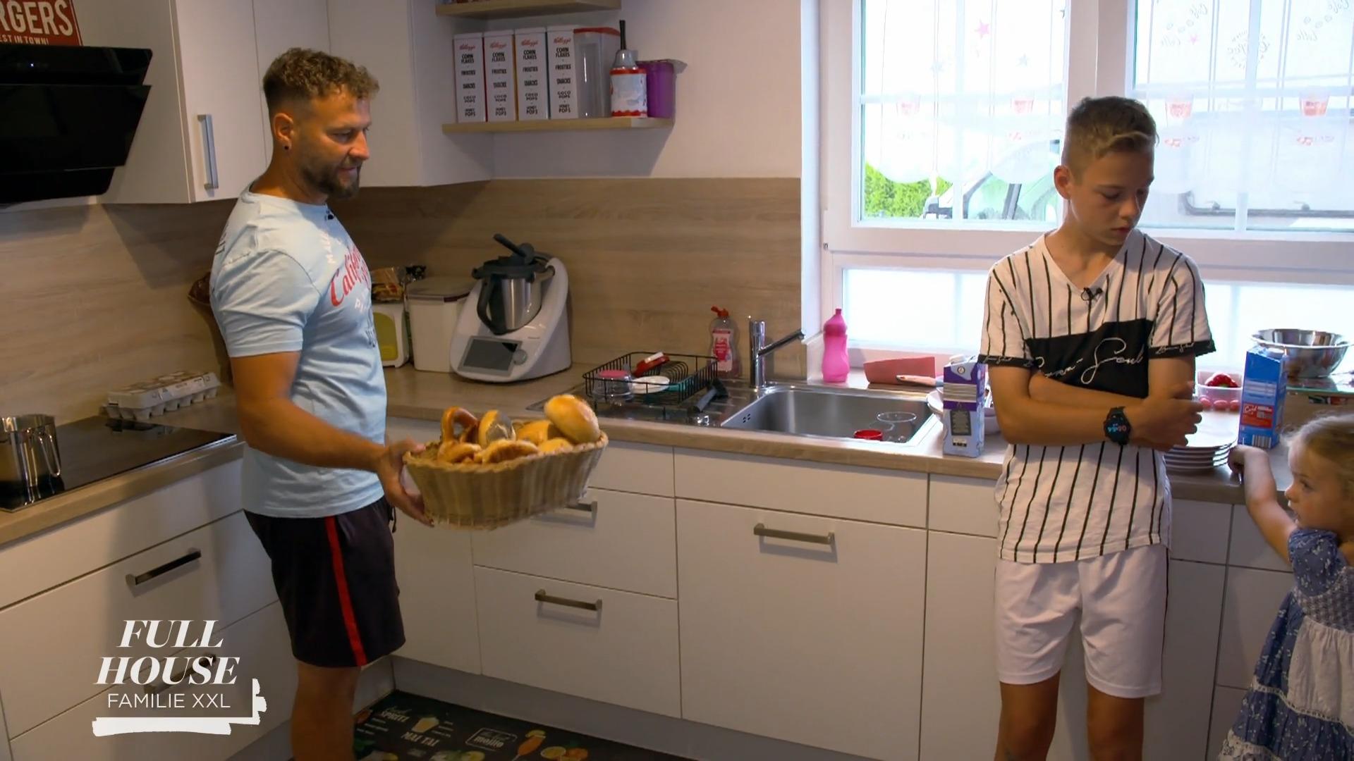 Papa Jens allein mit den Kindern
