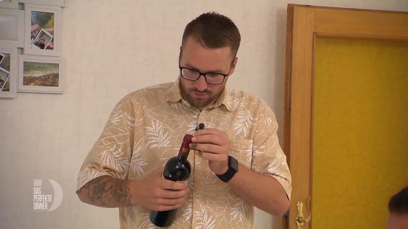 Zeitfalle Rotwein-Flasche-ö ffnen