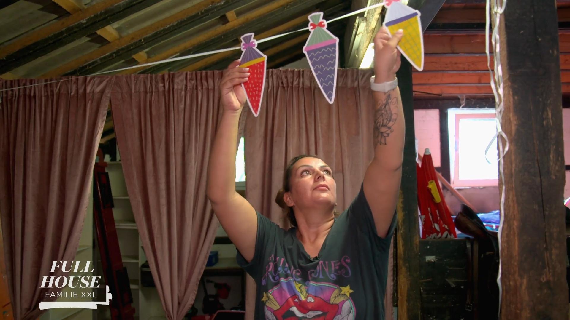 Die Scheune wird dekoriert