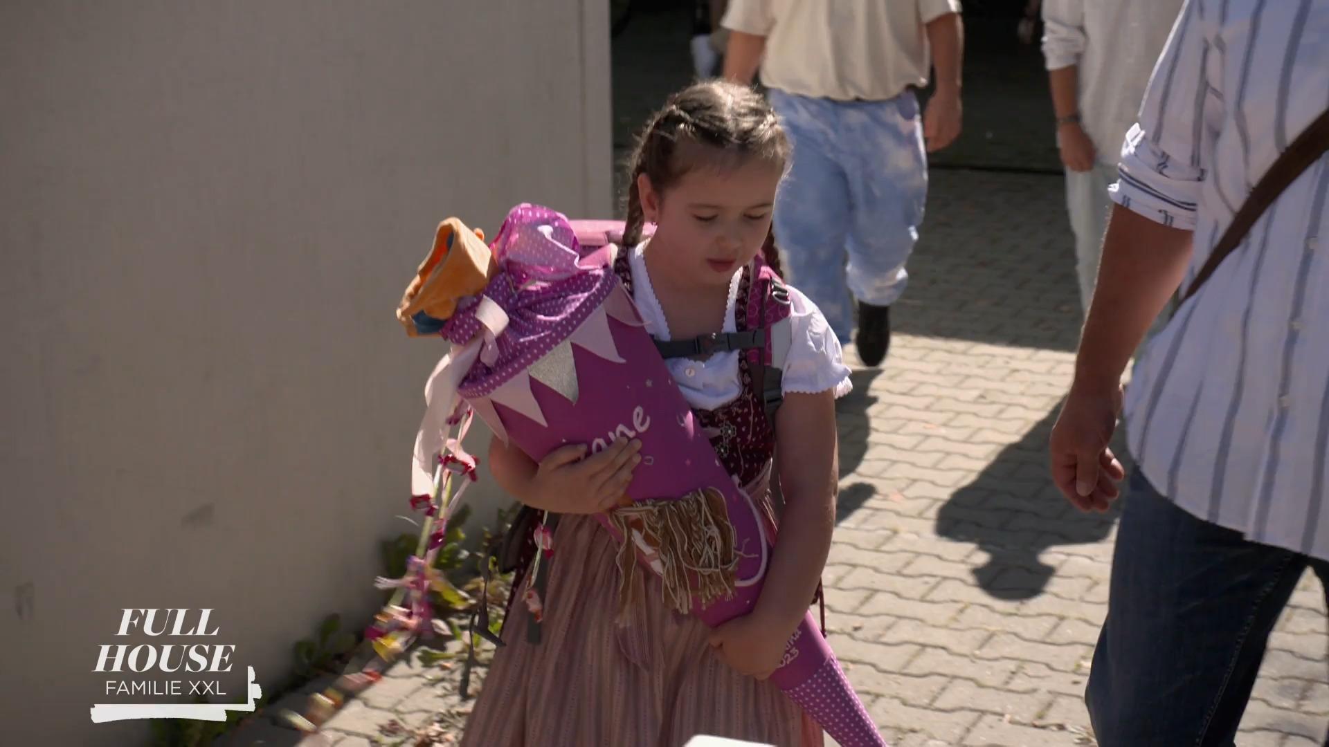 Roxannes erster Schultag!
